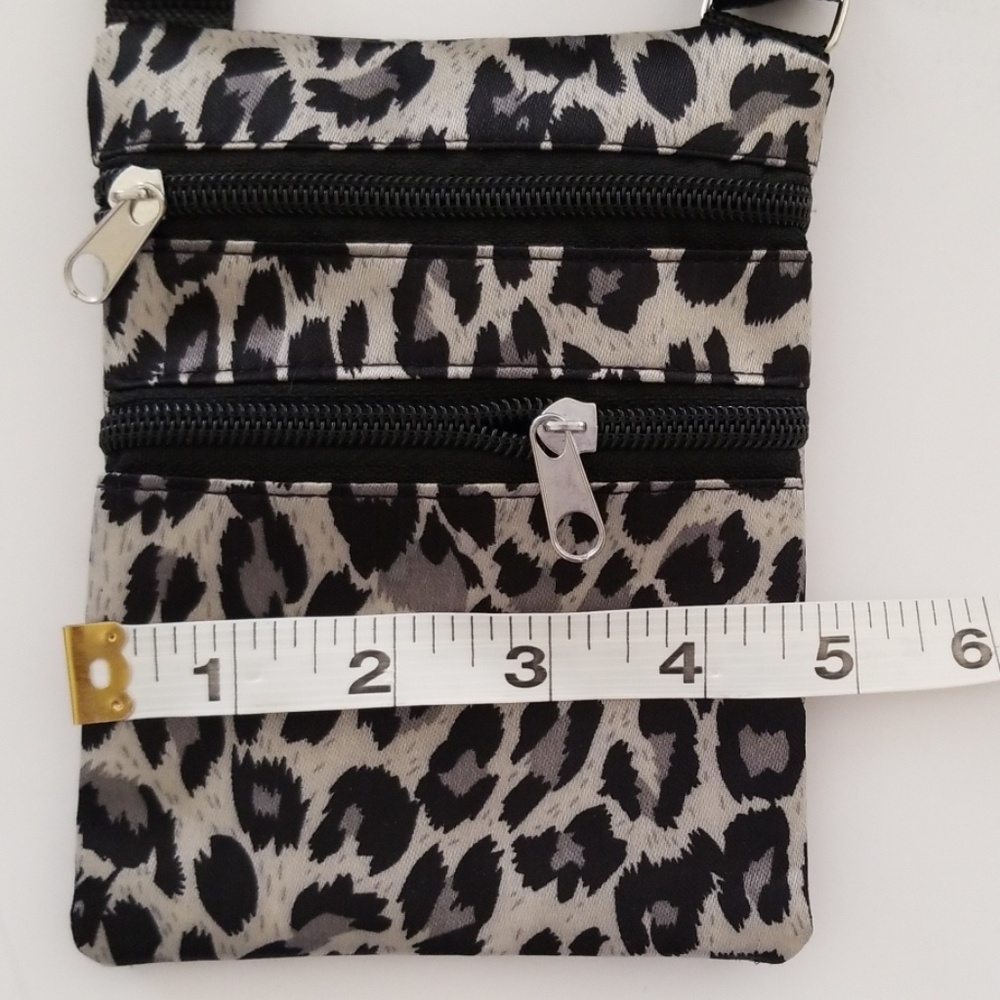 Mini Bag Animal Print🐾 - Picture 2 of 4